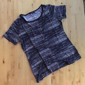 !!MAKE AN OFFER!! Funky T-Shirt